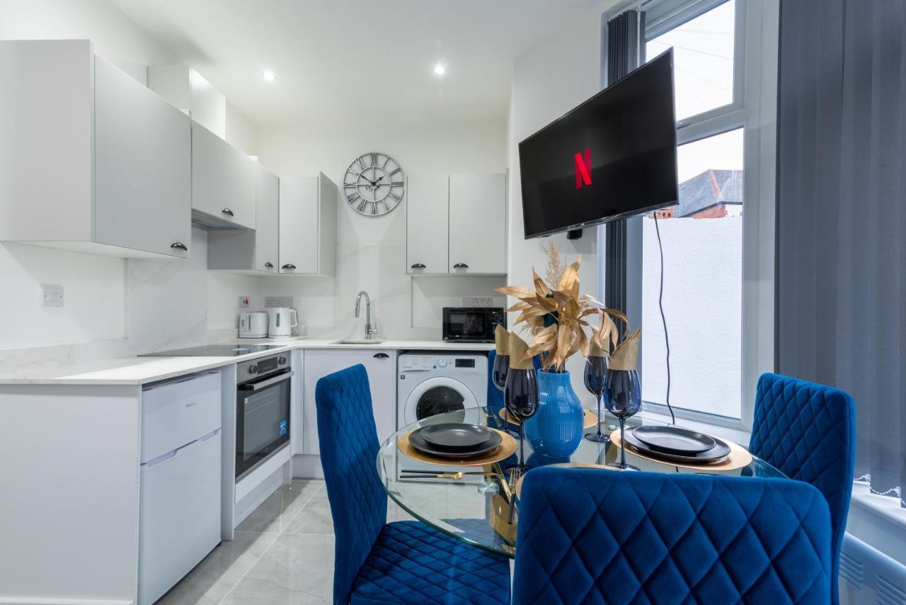 Cardiff Luxe Living Apartments Esterno foto